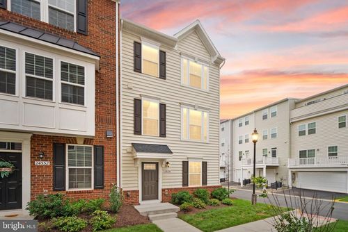 24550 Pommel Ter, DULLES, VA, 20166-2771 | Card Image