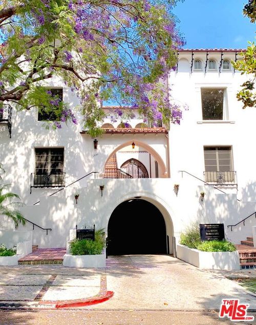 108-1330 N Harper Ave, West Hollywood, CA, 90046-3704 | Card Image