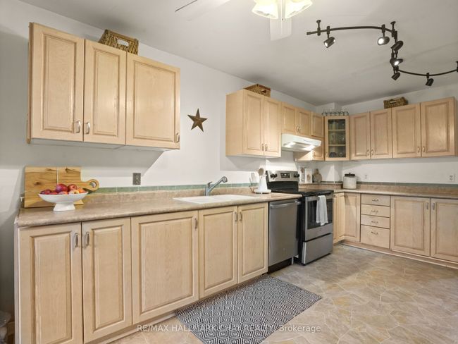 61 Green Briar Rd, Condo with 3 bedrooms, 3 bathrooms and 1 parking in Alliston ON | Image 9