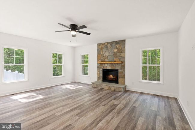 5280 Brianna Ln, House other with 4 bedrooms, 3 bathrooms and null parking in SUMERDUCK VA | Image 7