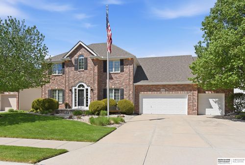 18320 Ontario St, Omaha, NE, 68130-4279 | Card Image