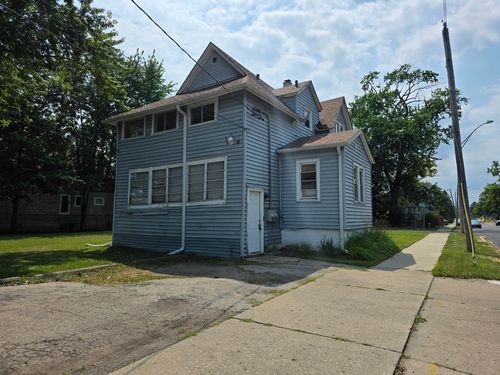 2-1801 Victoria Ave, North Chicago, IL, 60064-2145 | Card Image