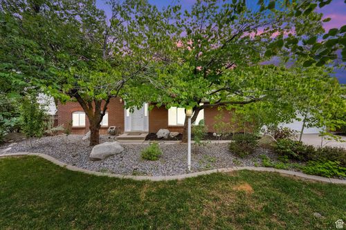 11604 S 1700 E, Sandy, UT, 84092-5863 | Card Image
