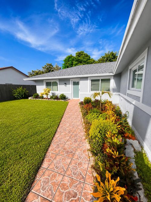 7434 Thatcher Ave, Lantana, FL, 33462-5244 | Card Image