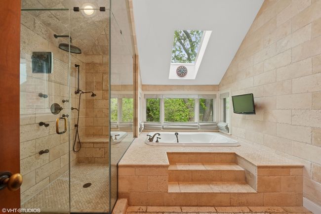 1138 Greentree Ave, House other with 5 bedrooms, 5 bathrooms and 2 parking in Deerfield IL | Image 33