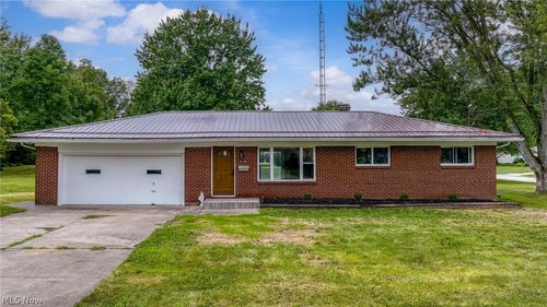 4138 Genevieve Blvd, Stow, OH, 44224-3473 | Card Image