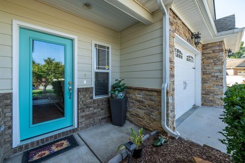 5388 Mandarin Cir, Hixson, TN, 37343-6800 | Card Image