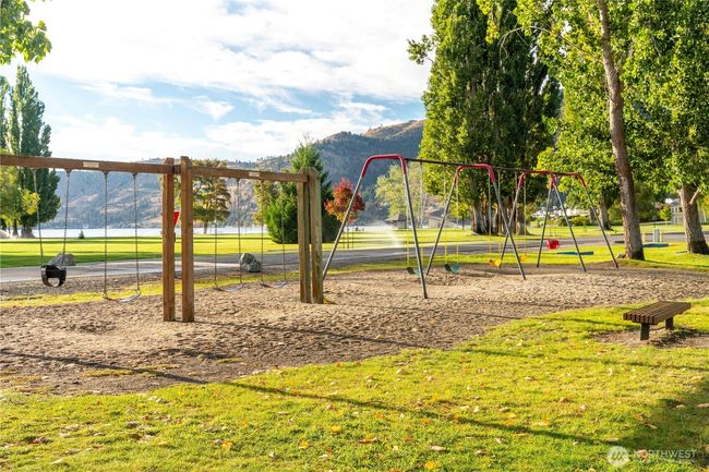 Wapato Point Playground | Image 31