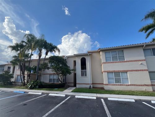 216-3470 Pinewalk Dr N, Margate, FL, 33063-7817 | Card Image