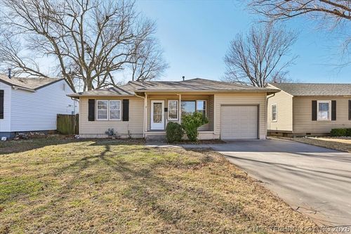 3342 30th St, Tulsa, OK, 74114-6108 | Card Image