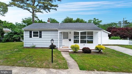 104 Austin Ave, Absecon, NJ, 08201-1204 | Card Image