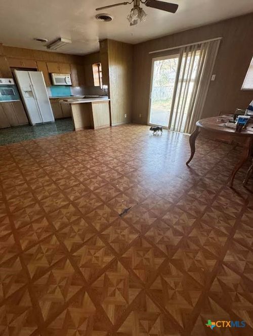 3002 Glenwood Dr, Temple, TX, 76502-1310 | Card Image