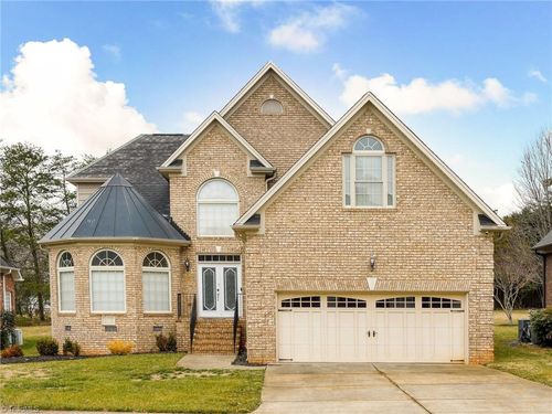 203 Christi Ln, Kernersville, NC, 27284-7119 | Card Image