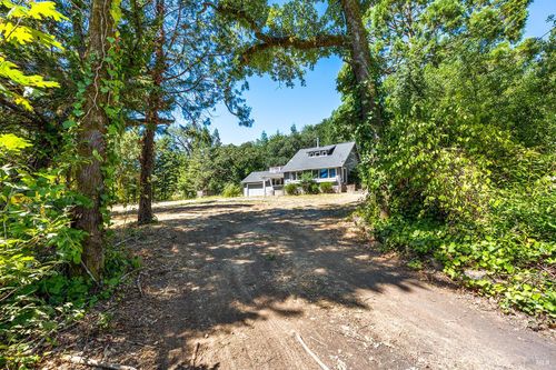 2755 Dyer Avenue, Sebastopol, CA, 95472 | Card Image