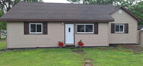 1007 S Shiawassee St, Owosso, MI, 48867-4321 | Card Image