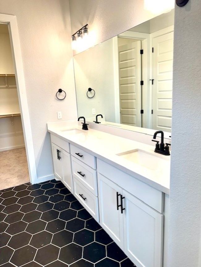 170 Craigends Yew Rd, House other with 4 bedrooms, 3 bathrooms and 4 parking in Dripping Springs TX | Image 19