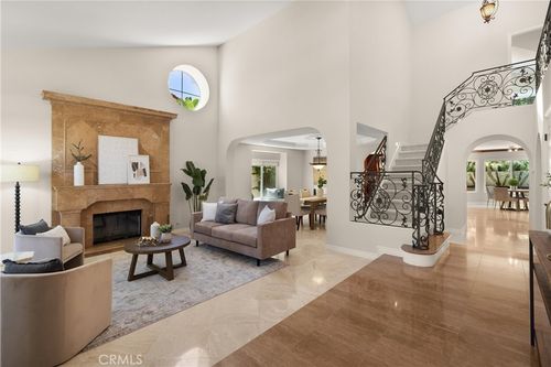 20520 Via Magdalena, Yorba Linda, CA, 92887-3203 | Card Image