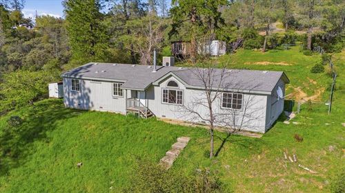 13511 Mccarter Way, Grass Valley, CA, 95949-9767 | Card Image