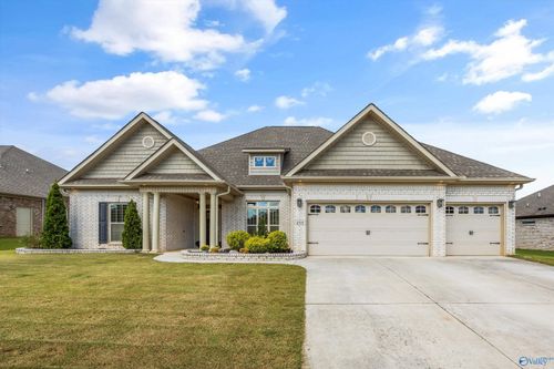 4505 Eagles Rest Dr Se, Owens Cross Roads, AL, 35763-3019 | Card Image