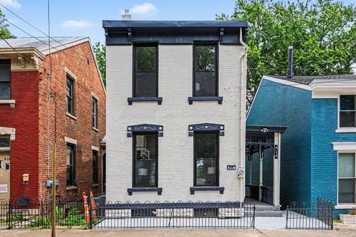 818 Crescent Ave, Covington, KY, 41011-1020 | Card Image
