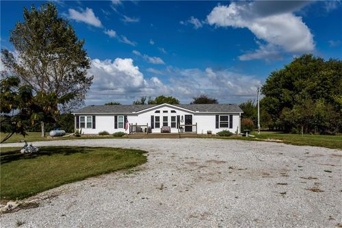 69 Porcupine Path, Linn Valley, KS, 66040-5331 | Card Image