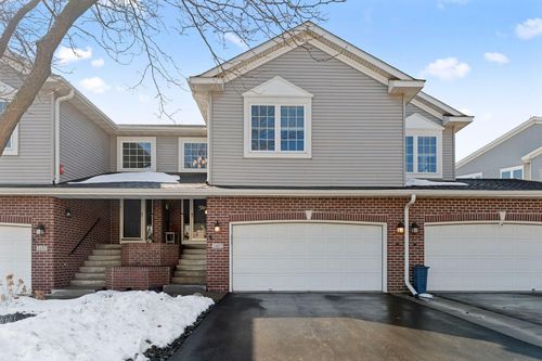 3485 Bay Knolls Dr Nw, Prior Lake, MN, 55372-1746 | Card Image