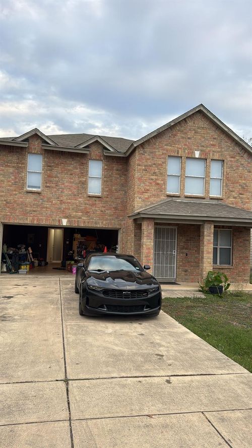 7738 Cedar Farm, San Antonio, TX, 78239-3261 | Card Image