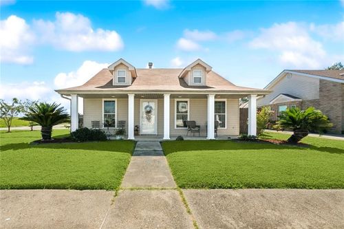 3421 Moss Lane, Violet, LA, 70092 | Card Image