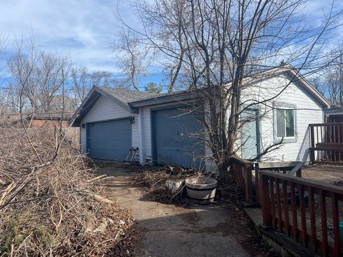 702 Columbus St, McHenry, IL, 60051-3224 | Card Image