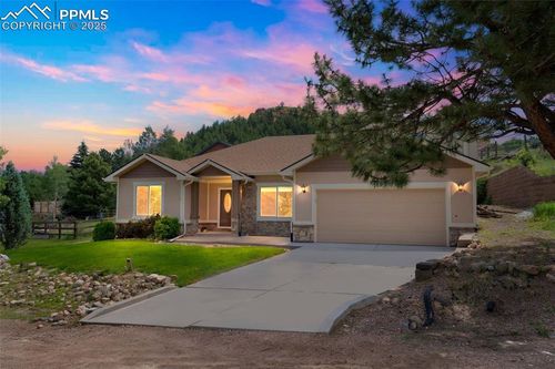 119 Lake Ave, Palmer Lake, CO, 80133-5082 | Card Image