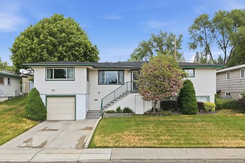 2312 W Rosewood Ave, Spokane, WA, 99208-4449 | Card Image