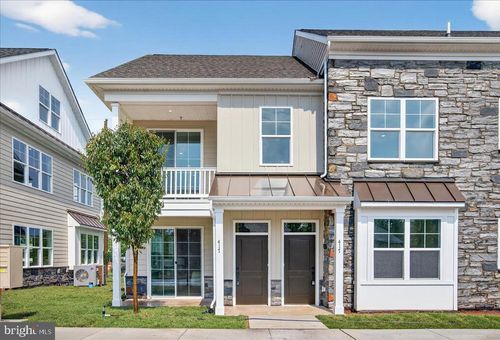 101-411 Isabelle Ct, HARLEYSVILLE, PA, 19438-2463 | Card Image