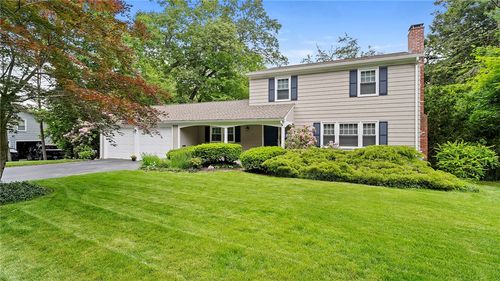 40 Sage Dr, Warwick, RI, 02886-6827 | Card Image