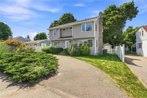 39 Treasure Rd, Narragansett, RI, 02882-2011 | Card Image