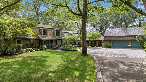 1016 Old White Plains Rd, Mamaroneck, NY, 10543-1118 | Card Image