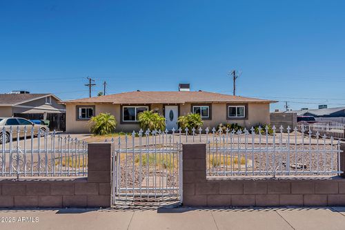 5319 W Osborn Rd, Phoenix, AZ, 85031-3432 | Card Image