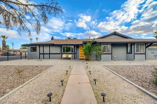 808 E Saint Louis Ave, Las Vegas, NV, 89104-2829 | Card Image