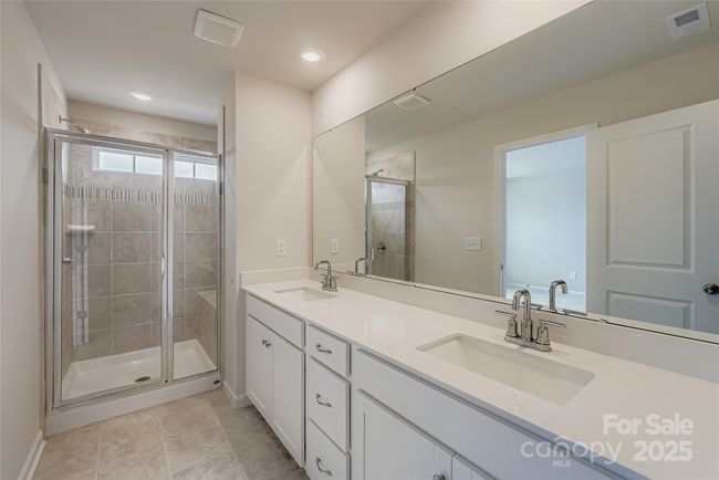 Owner's Bath | Image 8
