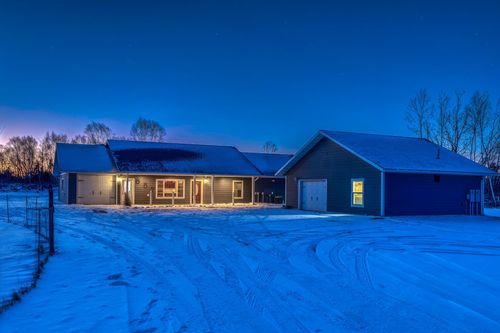 657 Frohn Rd Se, Bemidji, MN, 56601-6432 | Card Image