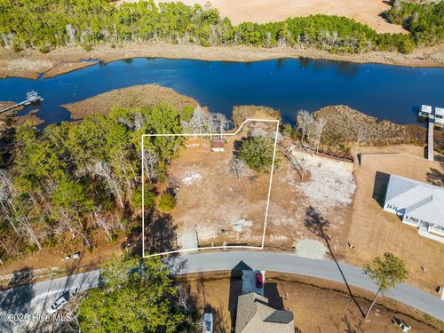 174 Henderson Dr, Newport, NC, 28570-0269 | Card Image