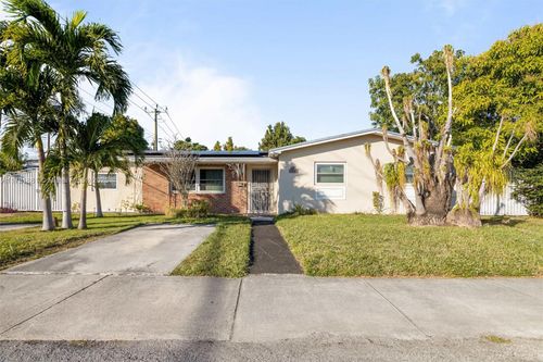 10071 Sw 16th St, Miami, FL, 33165 | Card Image