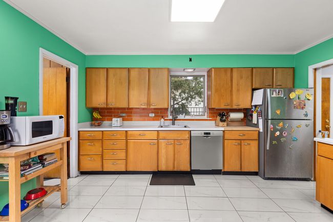 545 W Elm Park Ave, House other with 2 bedrooms, 1 bathrooms and 2 parking in Elmhurst IL | Image 8