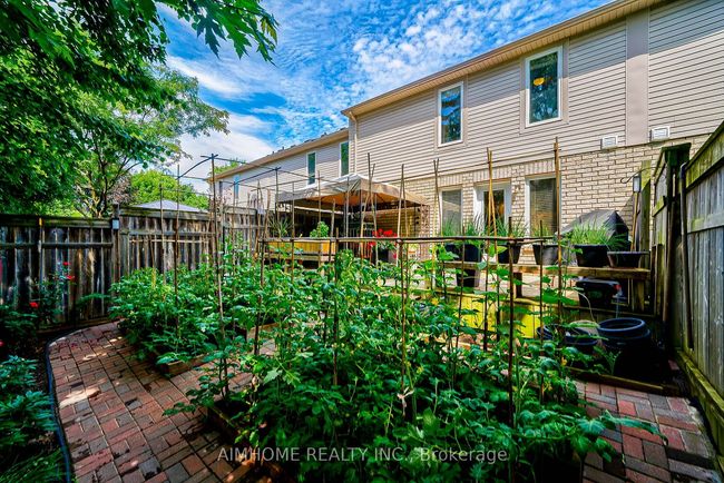 9 - 2189 Postmaster Dr, Condo with 3 bedrooms, 3 bathrooms and 2 parking in Oakville ON | Image 34