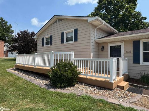 605 S Stone St, Creston, IA, 50801-2954 | Card Image