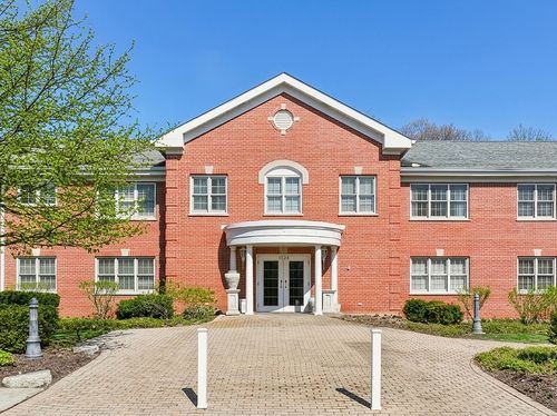 unit-105-1234 Depot St, Glenview, IL, 60025-2967 | Card Image