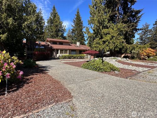 106 Fairway Pl, Sequim, WA, 98382-8534 | Card Image