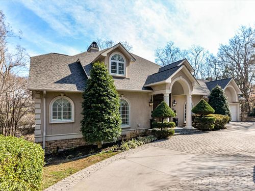 1779 8th Street Dr Nw, Hickory, NC, 28601-2371 | Card Image