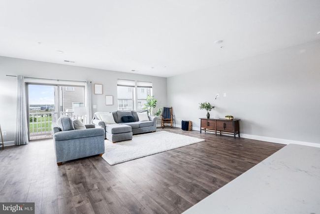 10487 Ratcliffe Trl, Townhouse with 3 bedrooms, 3 bathrooms and null parking in MANASSAS VA | Image 6