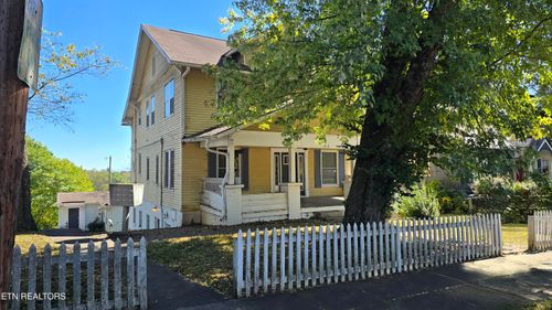 1412 Armstrong Ave, KNOXVILLE, TN, 37917-5759 | Card Image