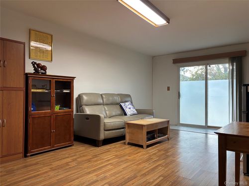 apt-f5-100 Hillside Dr, Middletown, NY, 10941-1358 | Card Image